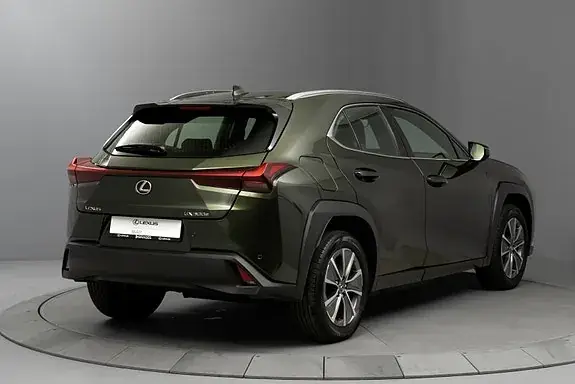Lexus Ux300E 2025 photo 4