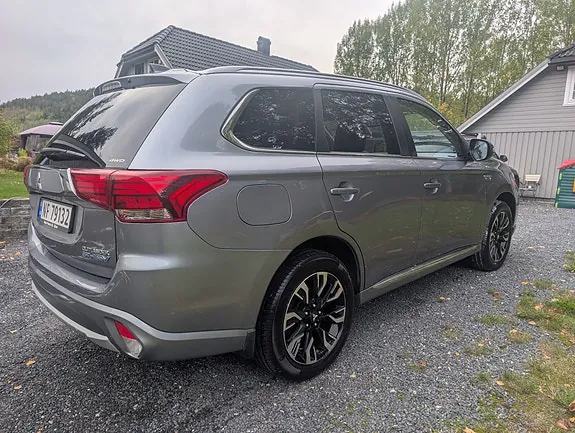 Mitsubishi Outlander 2016 photo 5