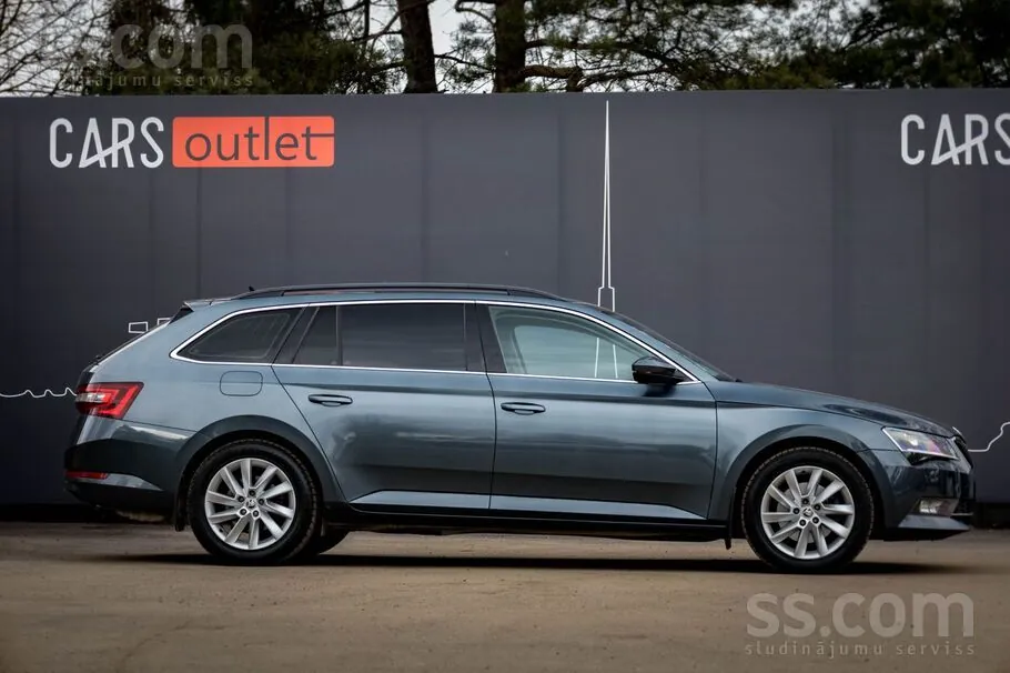 Skoda Superb 2019 photo 4
