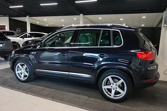 Volkswagen Tiguan 2012 photo 2