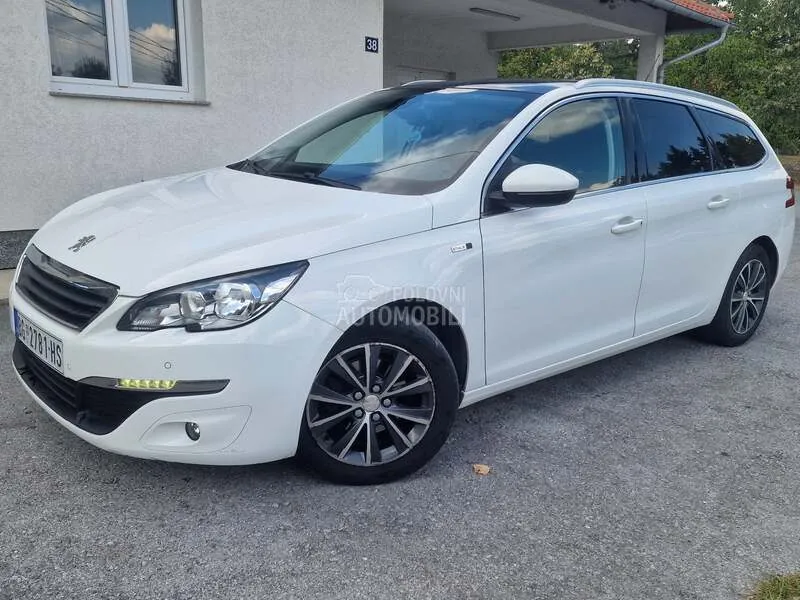 Peugeot 308 2014 photo 2