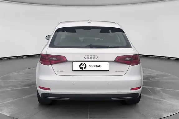 Audi A3 2016 photo 5