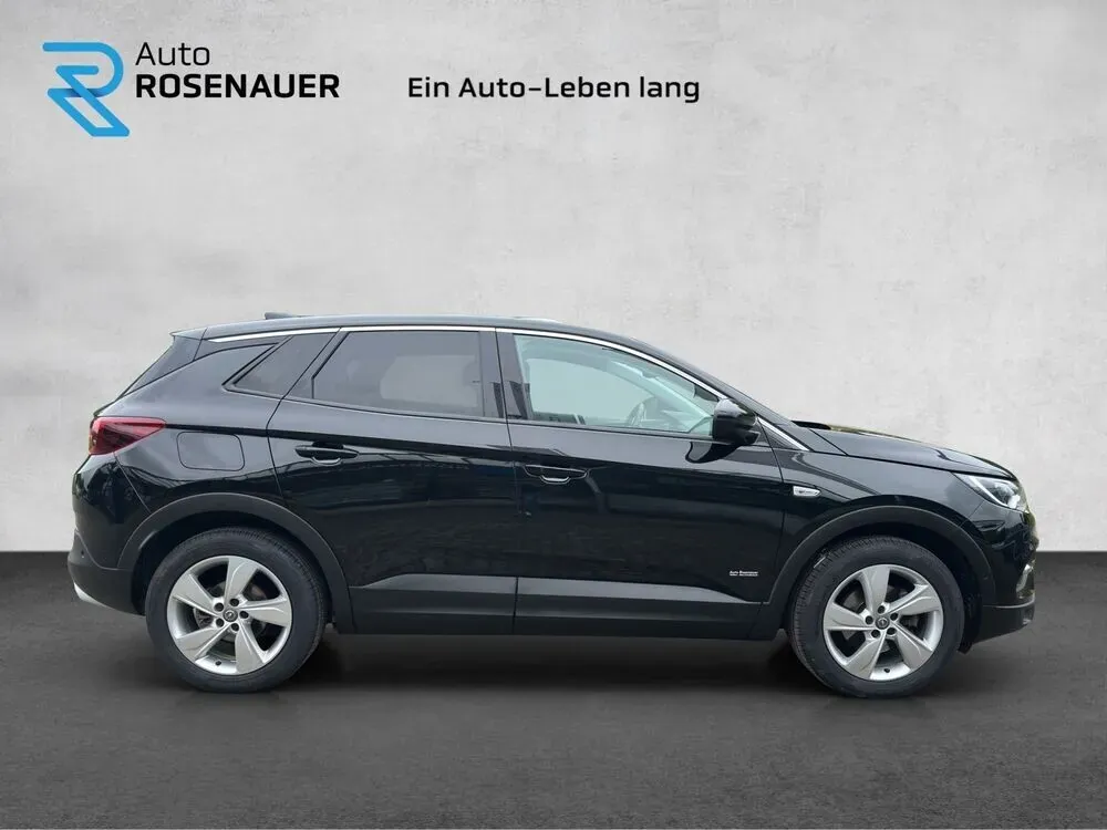 Opel Grandland X 2020 photo 3