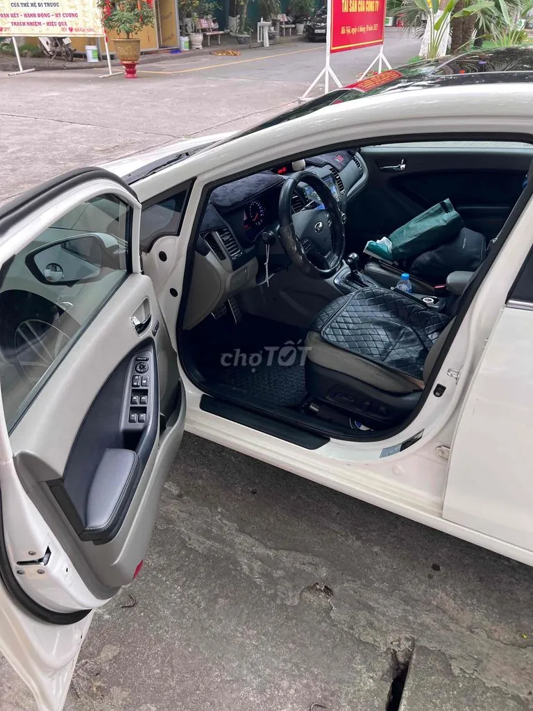 Kia K3 2016 photo 2