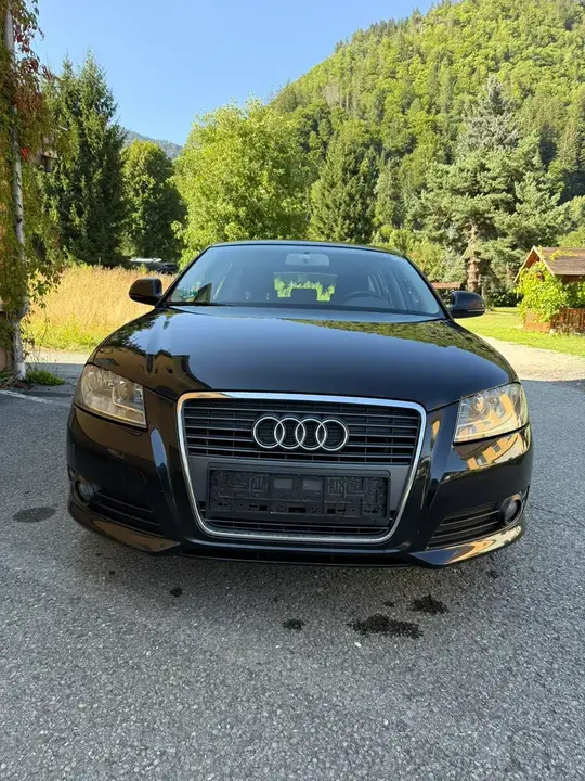 Audi A3 2010 photo 2