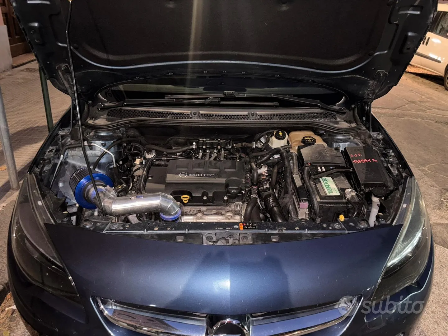 Opel Astra J 2014 photo 4