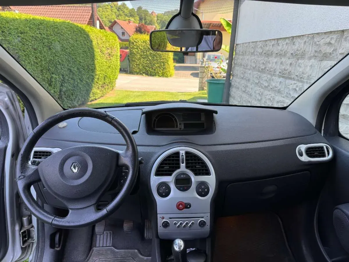 Renault Modus 2008 photo 2