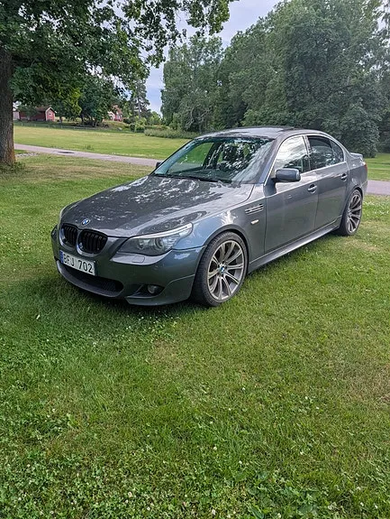 BMW 528