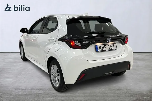 Toyota Yaris 2021 photo 2