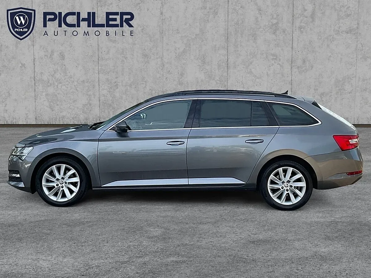 Skoda Superb 2022 photo 3
