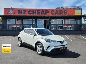 Toyota C-Hr 2017 photo 2