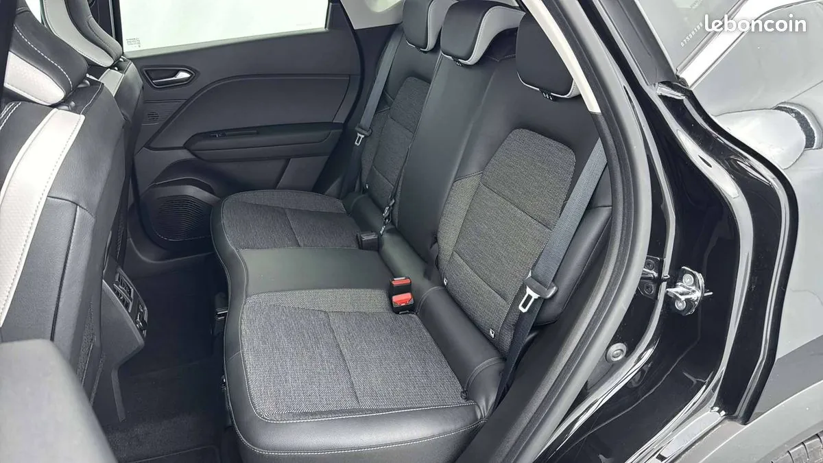 Renault Captur 2022 photo 4