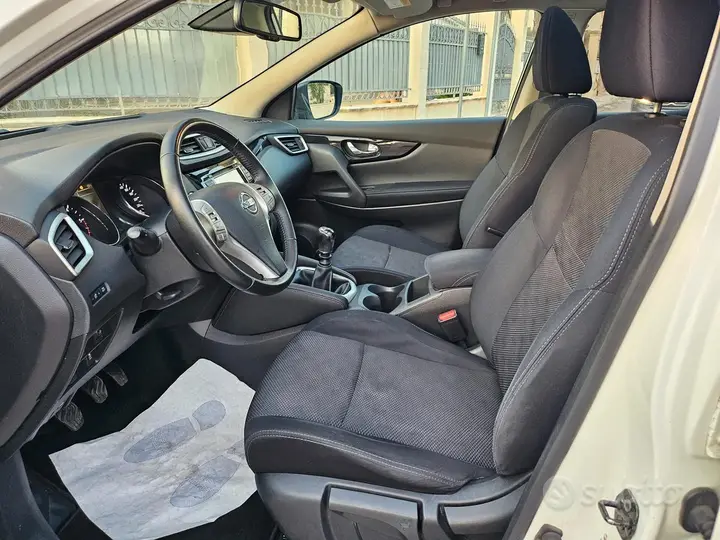 Nissan Qashqai 2017 photo 4
