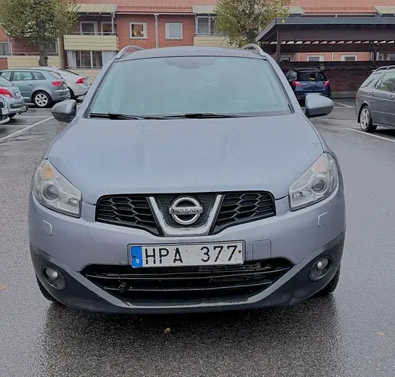 Nissan Qashqai+2 2010 photo 2