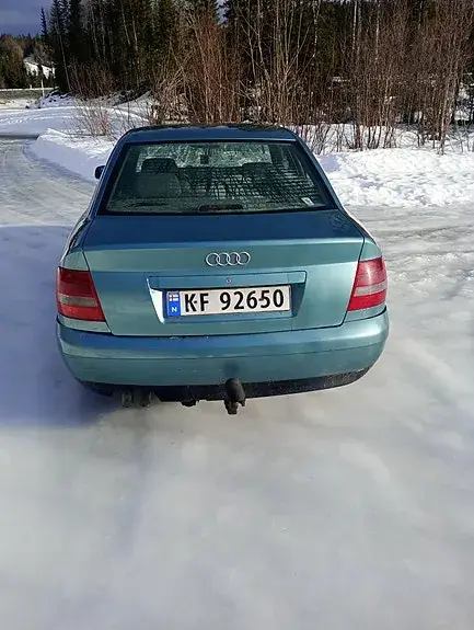 Audi A4 2000 photo 3