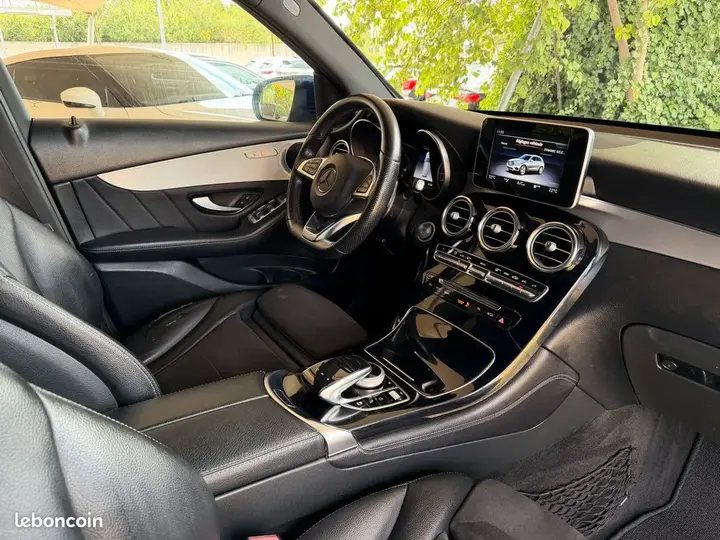 Mercedes-Benz Glc 2018 photo 5