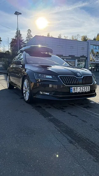 Skoda Superb 2017 photo 2