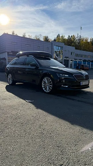 Skoda Superb 2017 photo 3