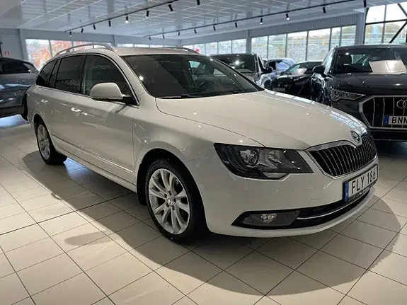 Skoda Superb 2015 photo 3
