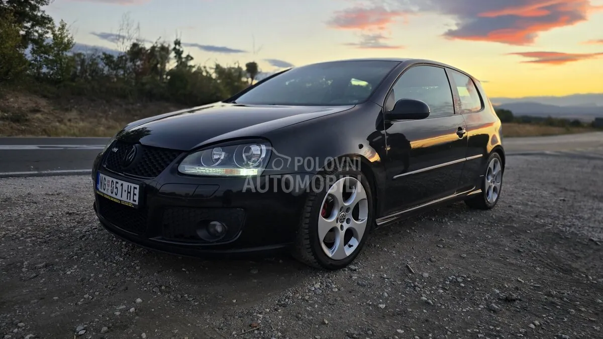 Volkswagen Golf 5 2005 photo 2