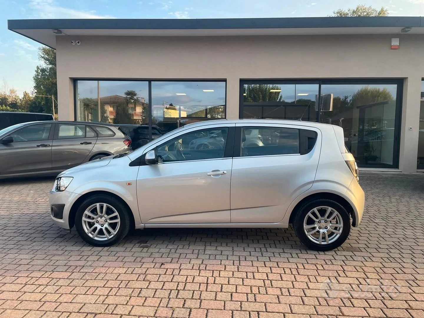 Chevrolet Aveo 2013 photo 4