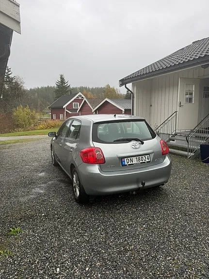 Toyota Auris 2009 photo 4