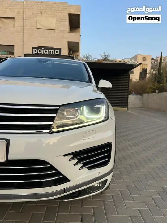 Volkswagen Touareg 2015 photo 3