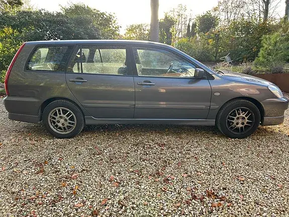 Mitsubishi Lancer 2007 photo 3