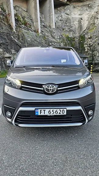 Toyota Proace Verso 2019 photo 2