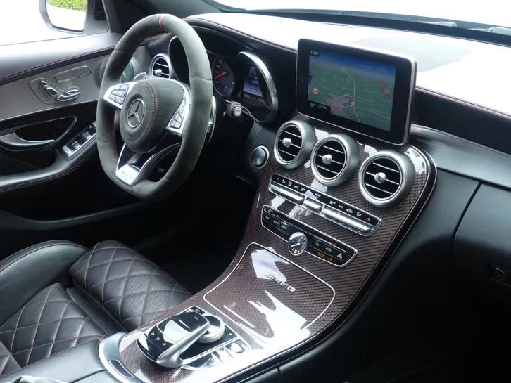 Mercedes-Benz C-Class 2015 photo 2