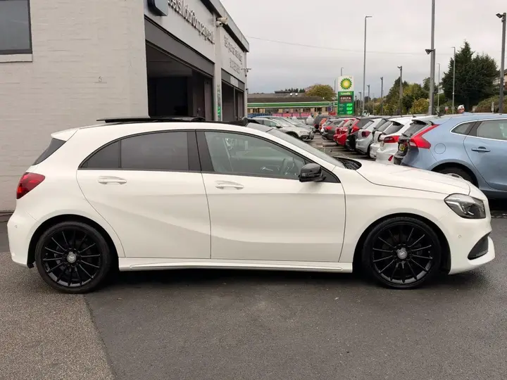 Mercedes-Benz A-Class 2015 photo 2