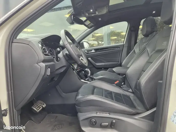 Volkswagen T-Roc 2023 photo 5