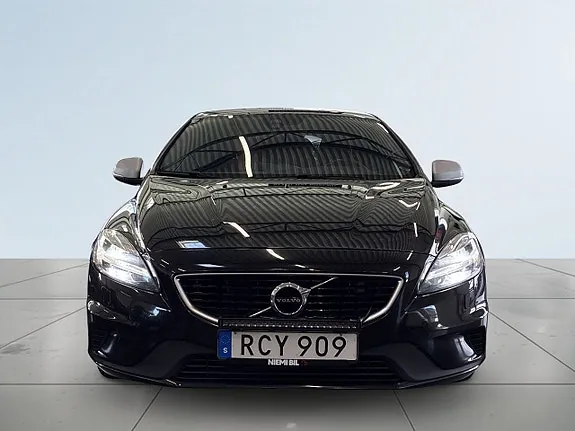 Volvo V40 2017 photo 2