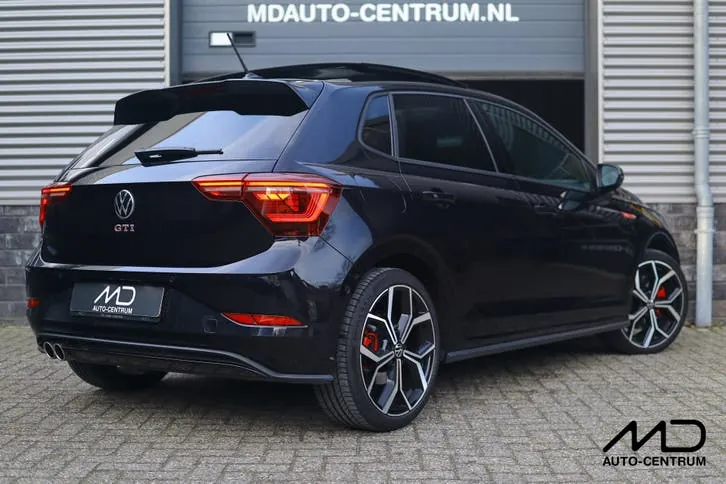 Volkswagen Polo 2023 photo 2