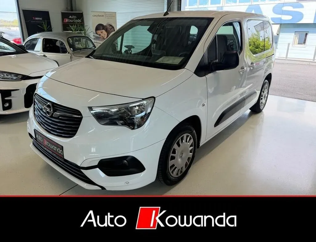 Opel Combo 2021 photo 2