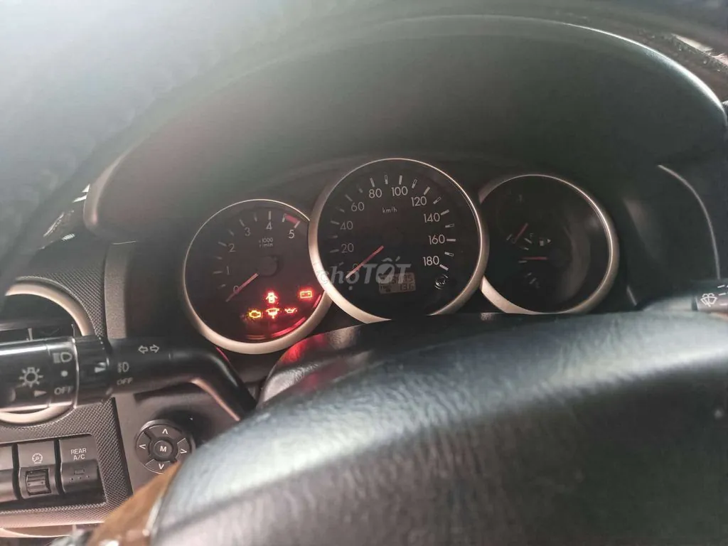 Ford Everest 2011 photo 4