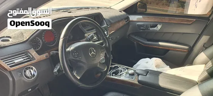 Mercedes-Benz E-Class 2011 photo 3