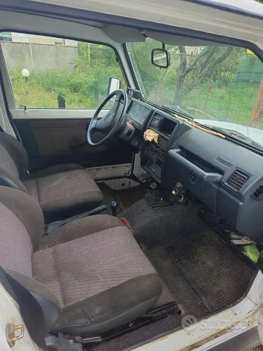 Suzuki Samurai 1996 photo 2