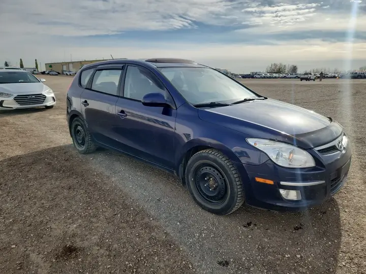 Hyundai Elantra 2010 photo 2