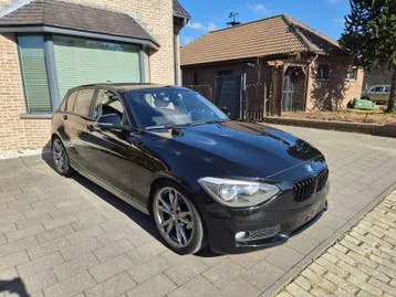 BMW 1 Series 2013 photo 2