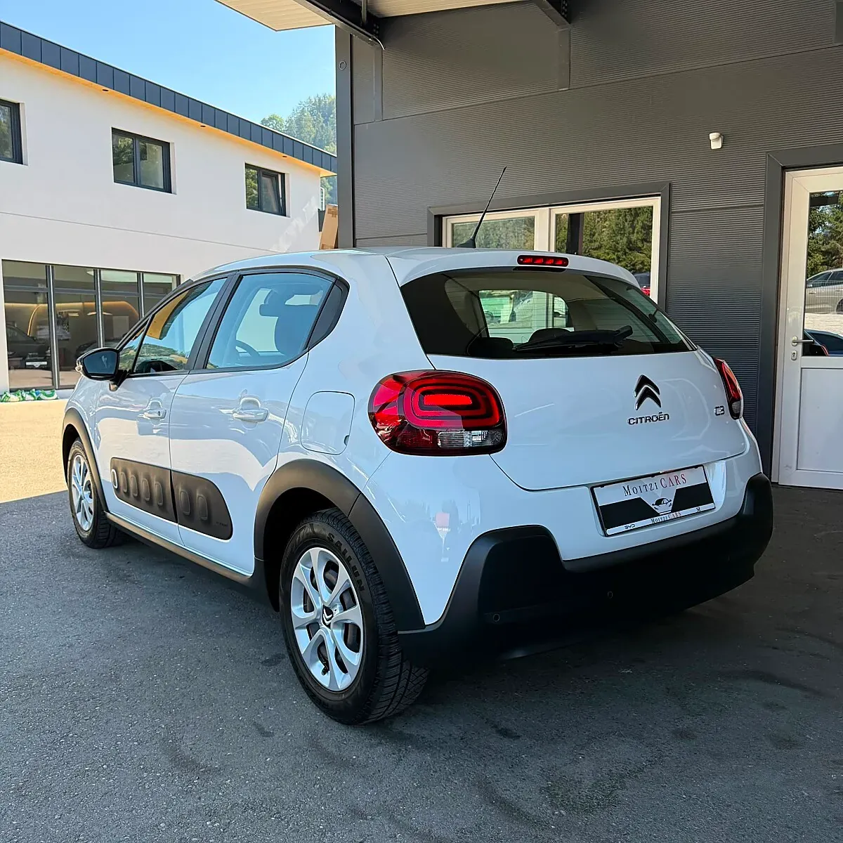 Citroen C3 2018 photo 3