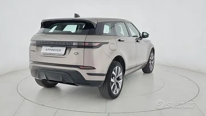 Land Rover Range Rover Evoque 2022 photo 2