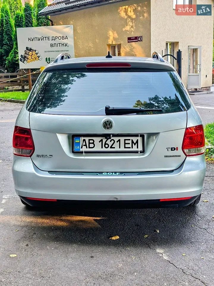 Volkswagen Golf 2009 photo 3