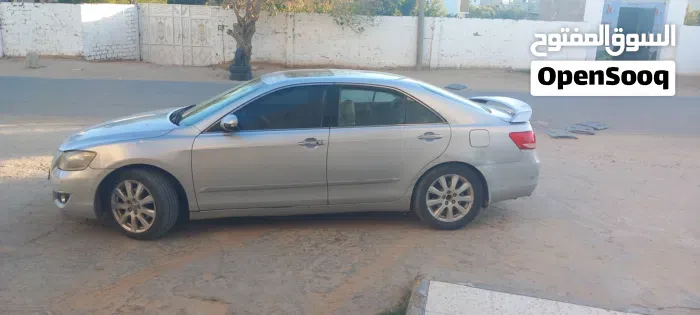 Toyota Aurion