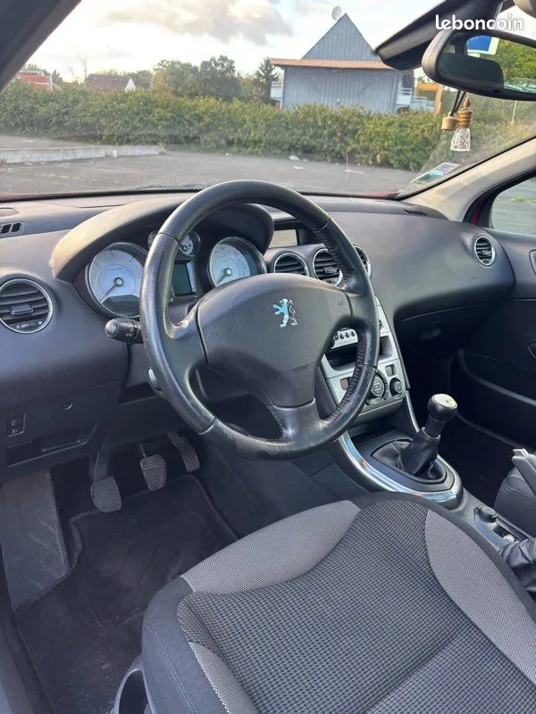 Peugeot 308 2010 photo 5