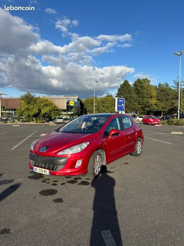 Peugeot 308 2010 photo 2