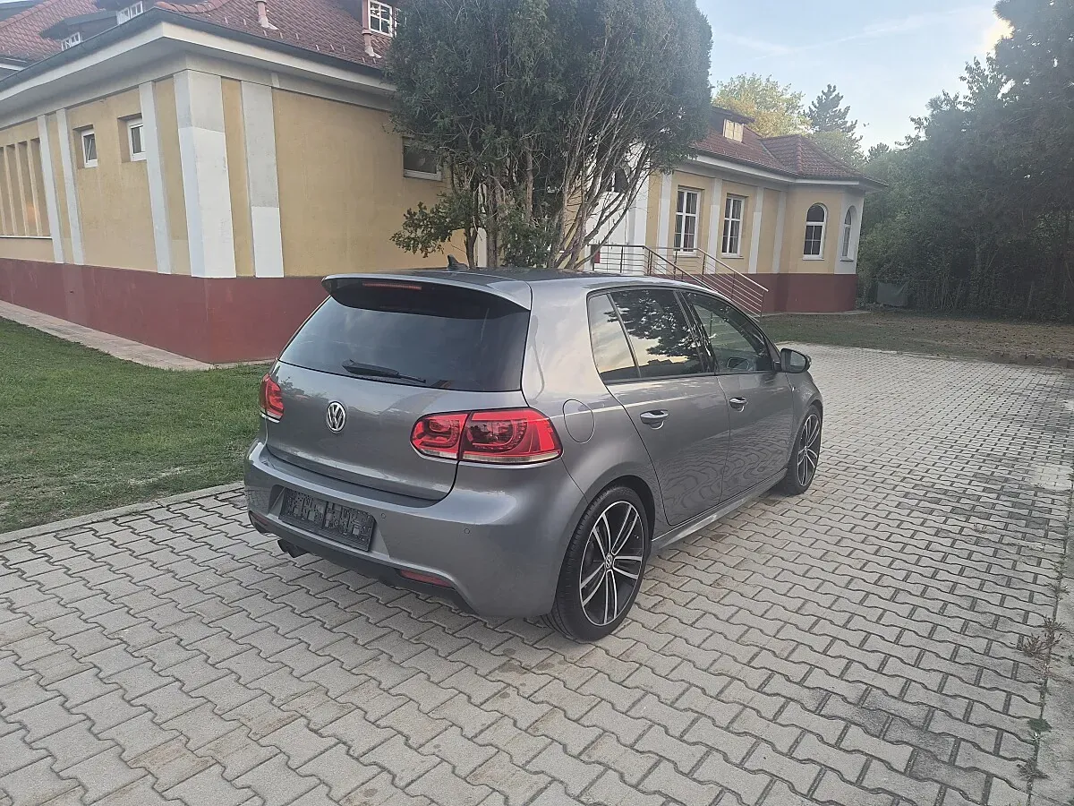 Volkswagen Golf 2012 photo 3