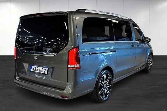 Mercedes-Benz V300 D 2022 photo 3