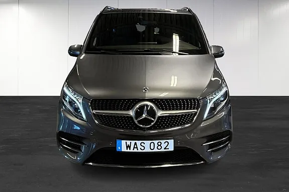 Mercedes-Benz V300 D 2022 photo 5