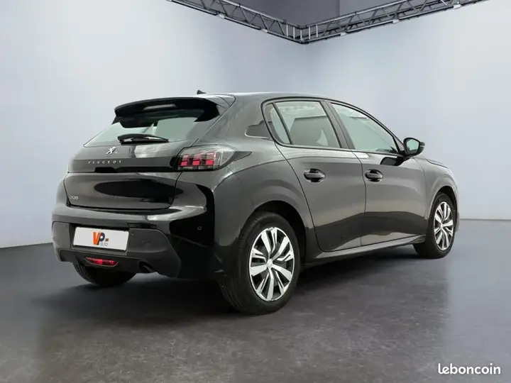 Peugeot 208 2020 photo 2